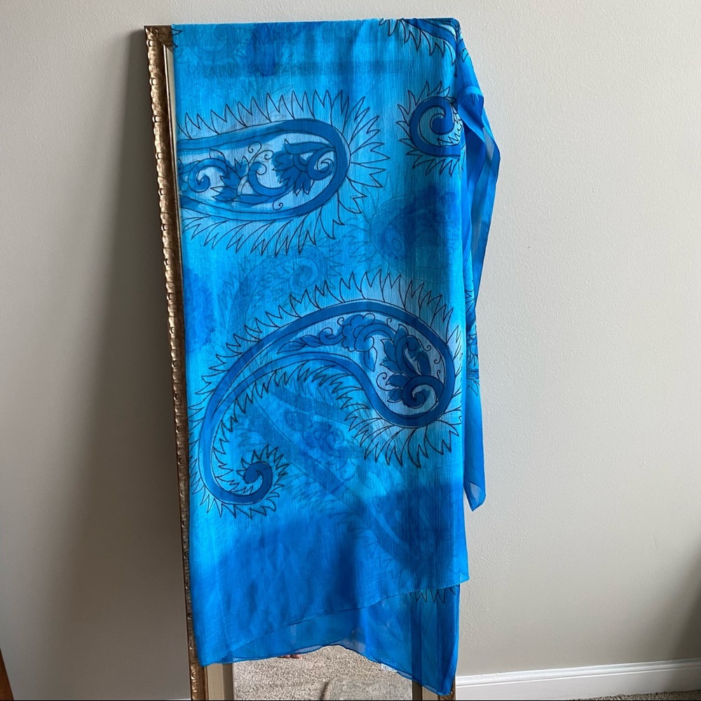 ✨HOST PICK✨ NWOT vibrant blue shawl coverup
